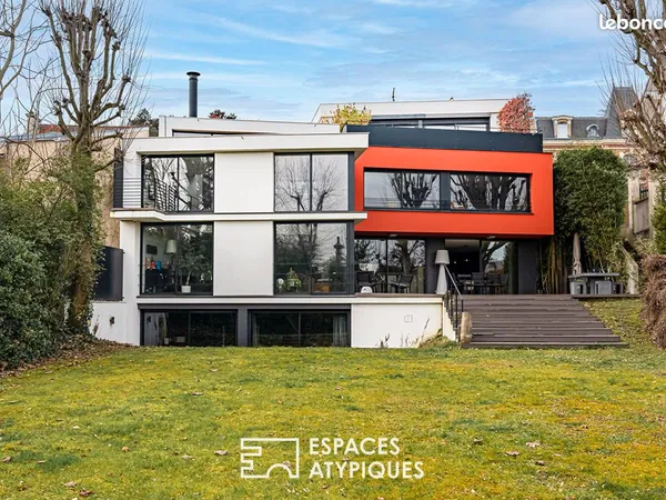 Maison 8 pièces 410 m²