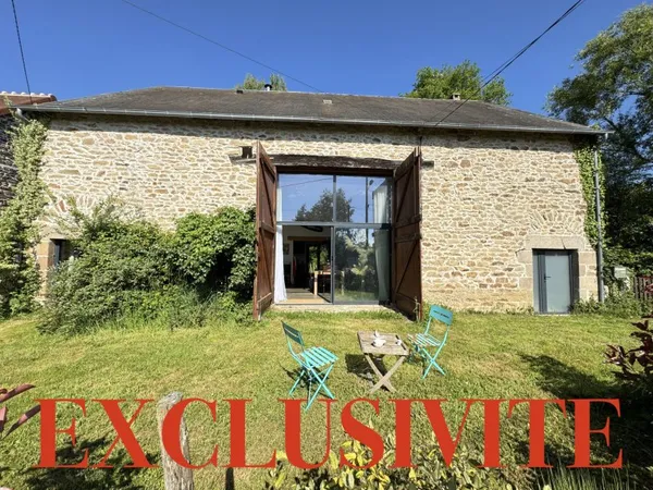 Grange rénovée de162m2 avec terrain .