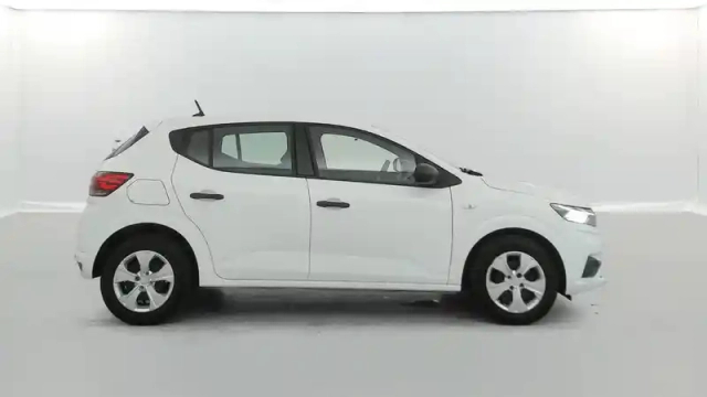 Dacia Sandero sce 65 gsr2 — photo 15