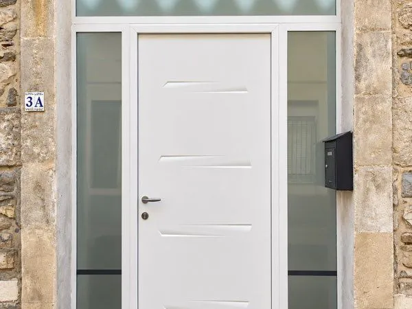 T2 31,2 m² - NÎMES - QUARTIER DAUDET - ENTIÈREMENT RÉNOVÉ - RDC - ENTRÉE INDÉPENDANTE