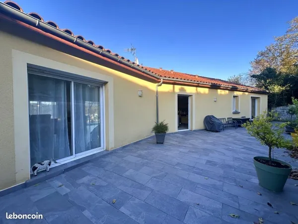 Maison 4 pièces 220 m²