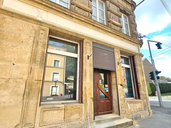 Local commercial bien situé à Sedan