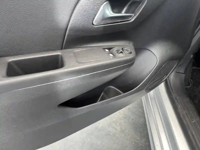 Opel Corsa 1.5 diesel 100 ch bvm6 — photo 20