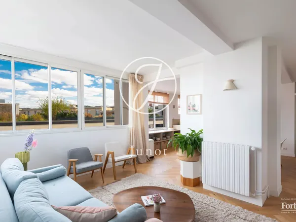 Paris 18e - VAUVENARGUES / CHAMPIONNET - Appartement - 3 pièces - 62,89m² - 2 chambres - Vue dégagée