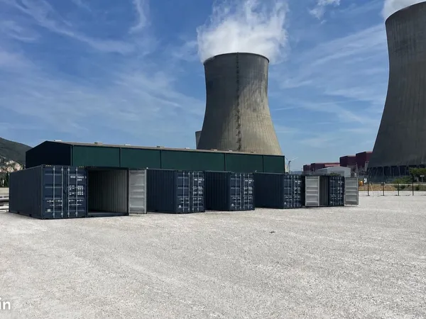 Location box et containers de stockage