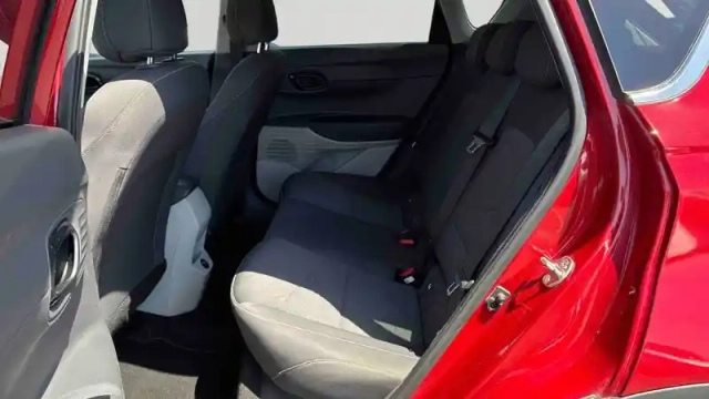 Hyundai Bayon 1.0 t-gdi 100 hybrid 48v — photo 12