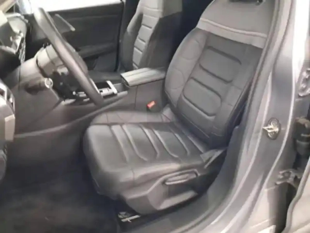 Citroën C5 x hybride rechargeable 225ch shine ëeat8 — photo 8