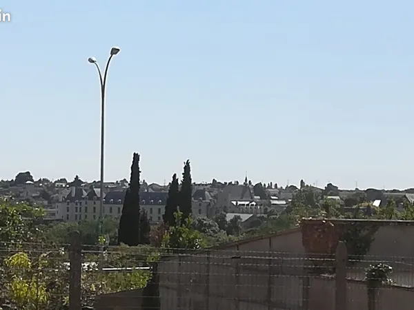 Terrain à bâtir 1620 m2, vue exceptionnelle sur le château
