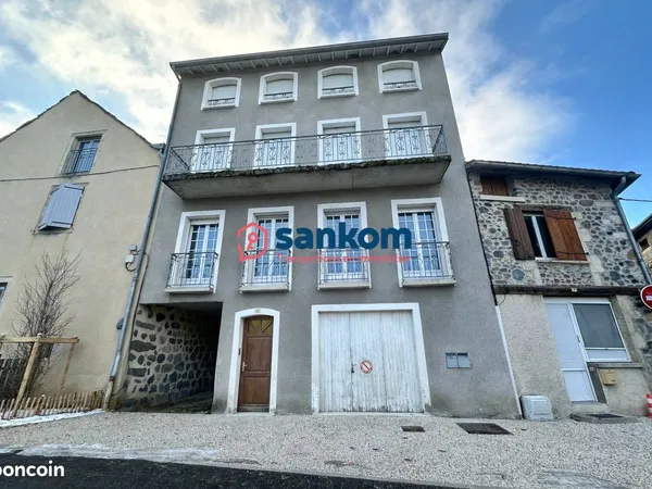 Immeuble 182 m²