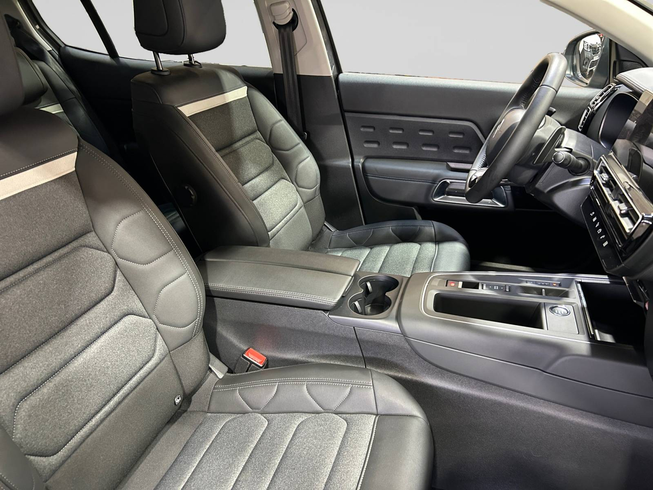 Citroën C5 Aircross — photo 20