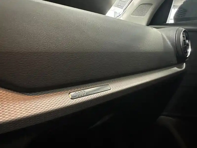 Audi Q2 30 tfsi 110 bvm6 — photo 12