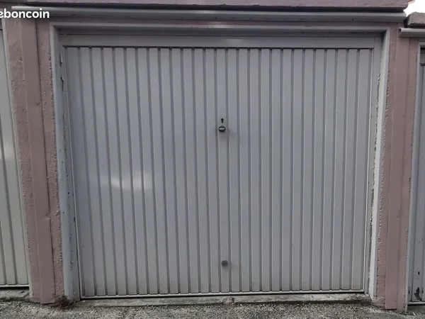 GARAGE QUARTIER CHAMBERTE - 12,5m² - 26m³
