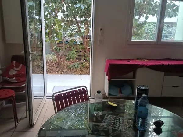 Chambre dans T3 sur jardin