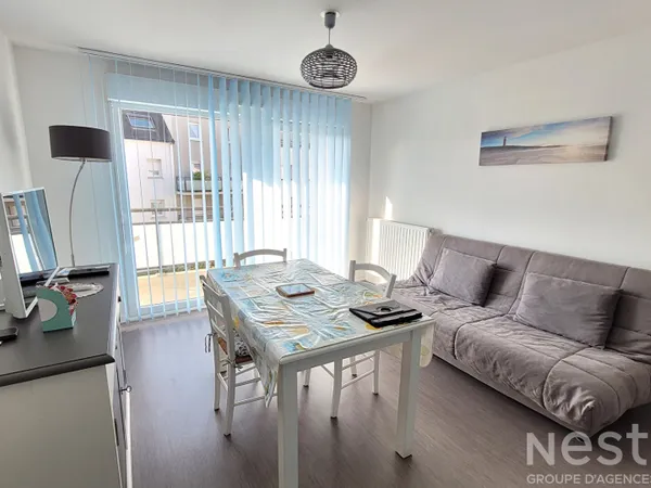 A LOUER ? Appartement T2 meublé Auray avec balcon et garage