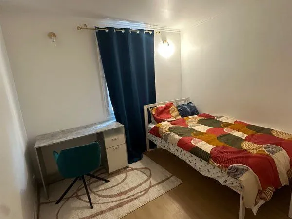 CHAMBRE dans COLOCATION à CERGY ST Christophe
