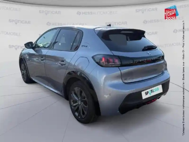 Peugeot 208 e- 136ch style — photo 8