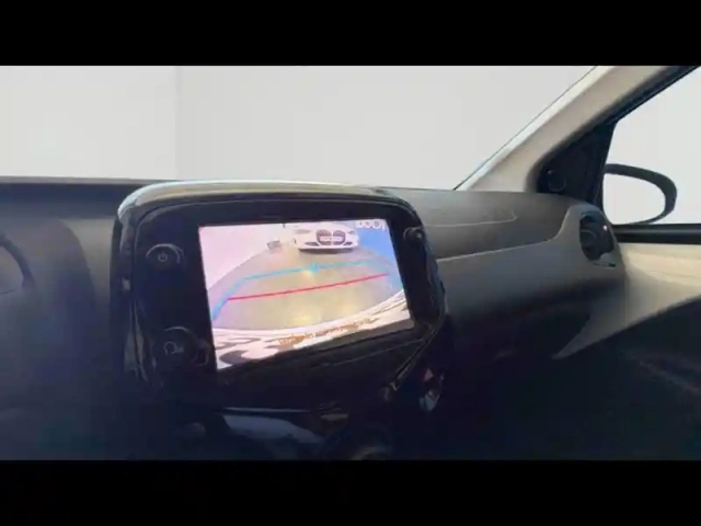Peugeot 108 vti 72 top! style 5p — photo 12