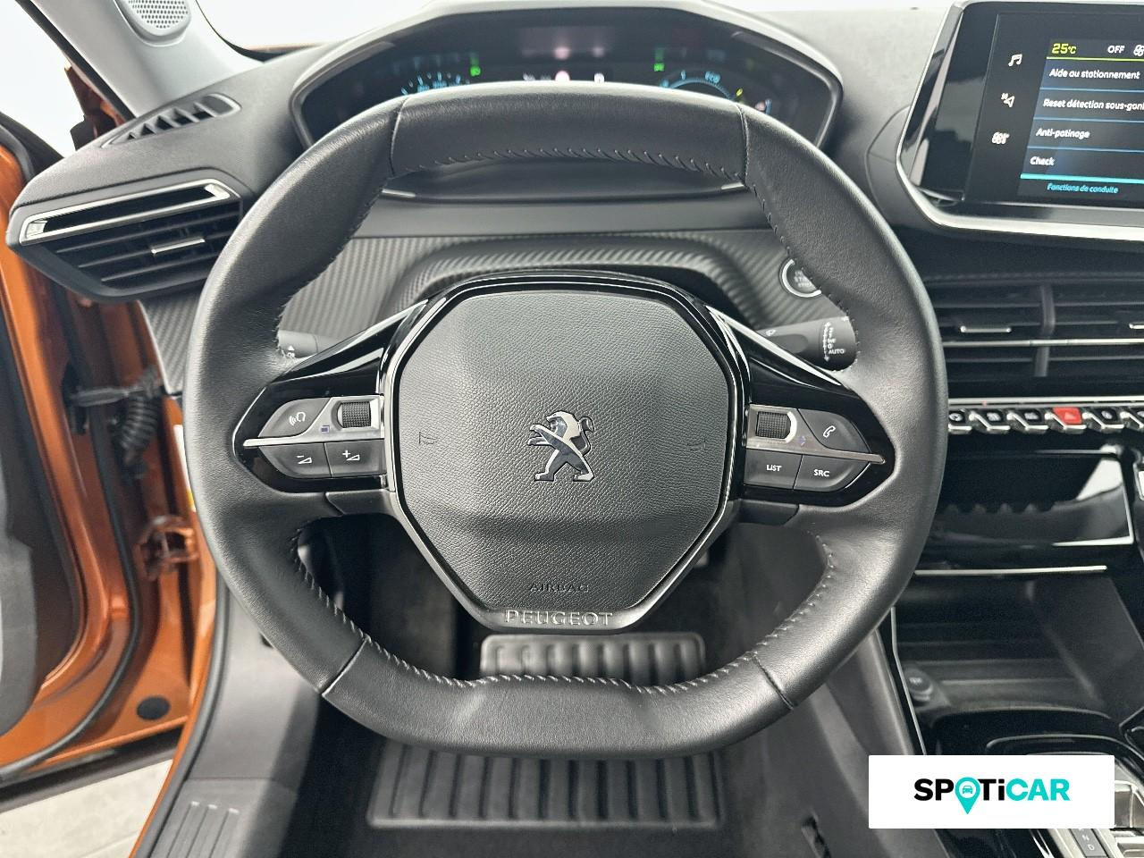 Peugeot 2008 e-2008 136ch allure — photo 12