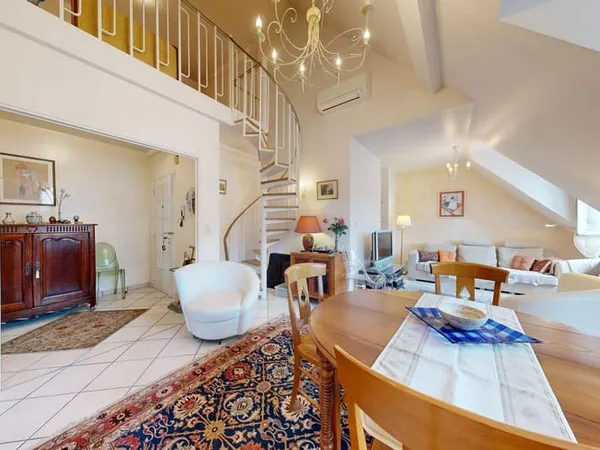 Appartement 4 pièces 97 m²
