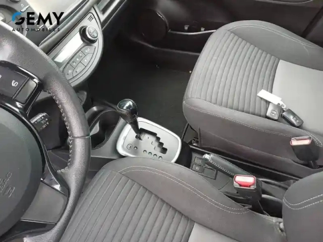 Toyota Yaris hybride pro 100h — photo 12
