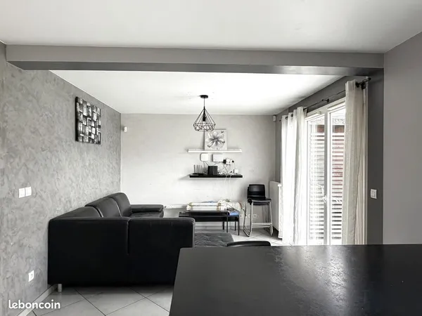 Maison 6 pièces 104 m²
