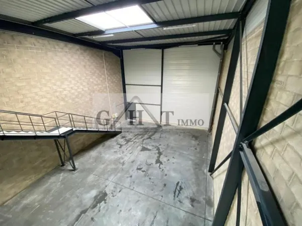 ENTREPOT 531 M² A LOUER A Epinay
