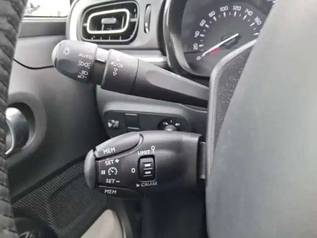 Citroën C3 bluehdi 100 s&amp;s bvm6 — photo 53
