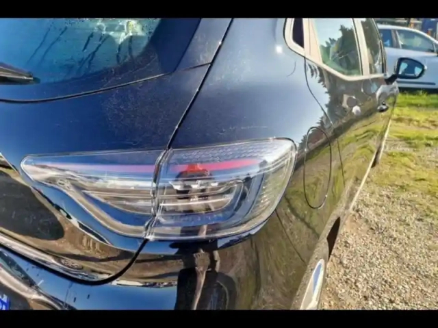 Renault Clio 1.5 blue dci 100ch evolution - 24 — photo 14