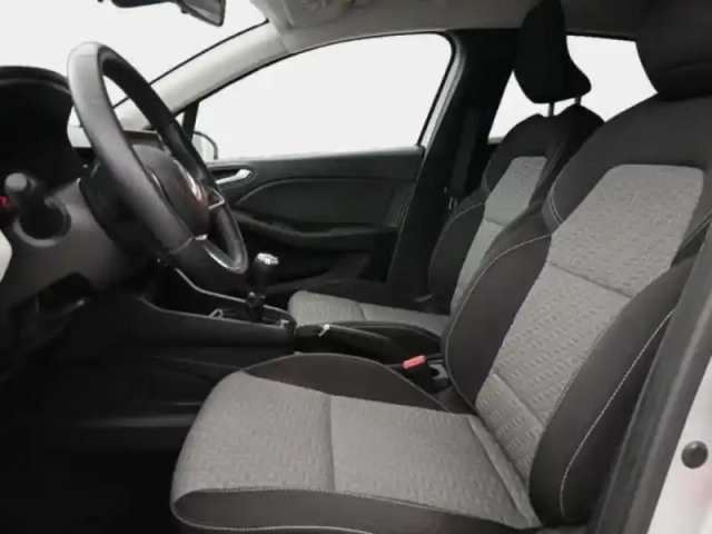 Renault Clio 1.0 tce 90ch evolution — photo 29