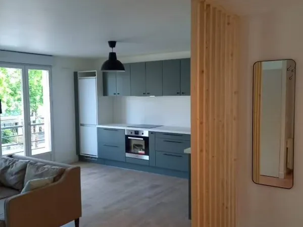 CHARMANT T3 MEUBLÉ DE 54 M² - NANTES - 2 CHAMBRES AVEC BOX DE STATIONNEMENT PRIVATIF