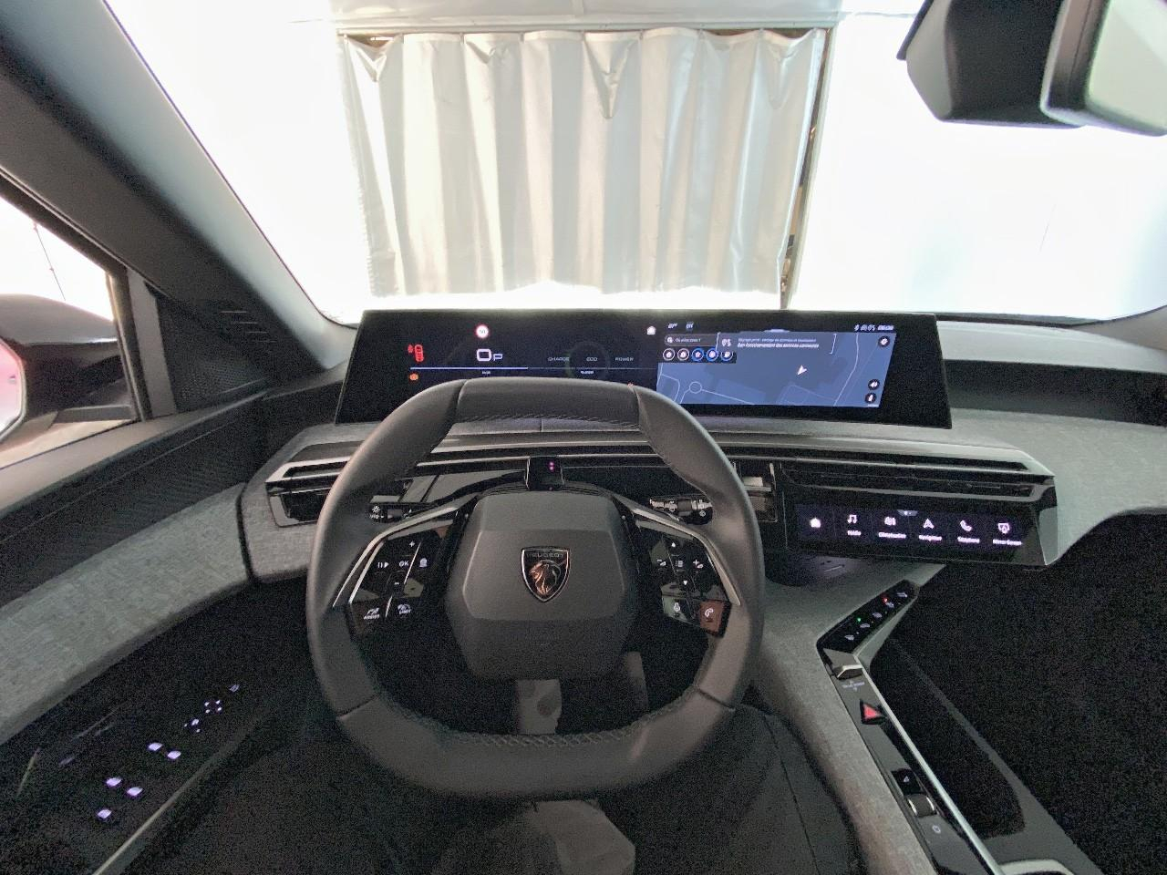 Peugeot 5008 hybrid 145 ch e-dcs6 allure — photo 12