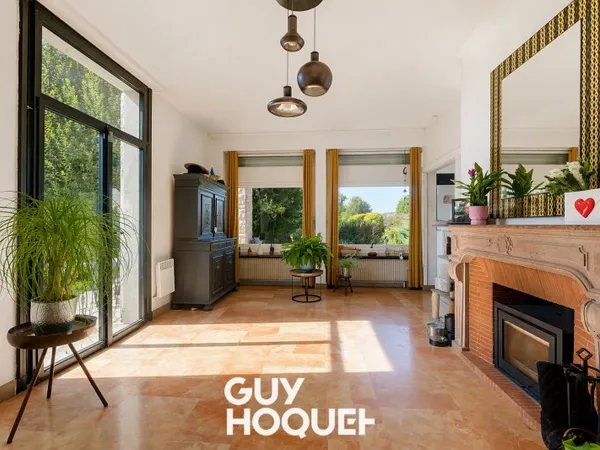 Magnifique Maison d'architecte, 3 Chambres, Sous Sol complet et terrain constructible - 71570 LA CHA
