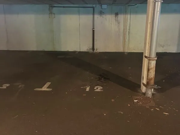 Location place parking couverte