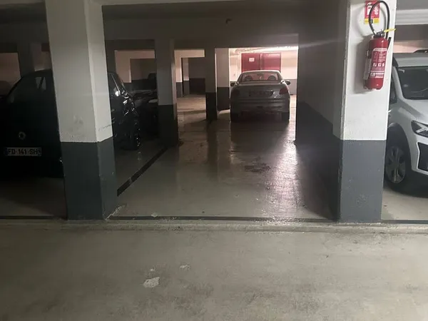 Parking 16 m²