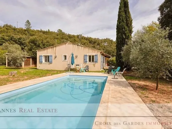 Maison de plain-pied 6 pièces 145 m²