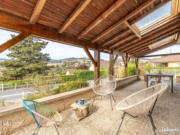 Maison 5 pièces 100 m²