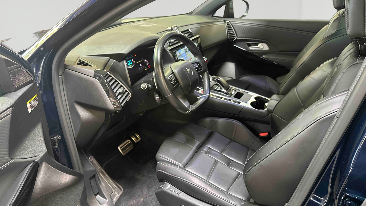 DS 7 Hybride Rechargeable E-Tense 360 EAT8 4x4 — photo 23
