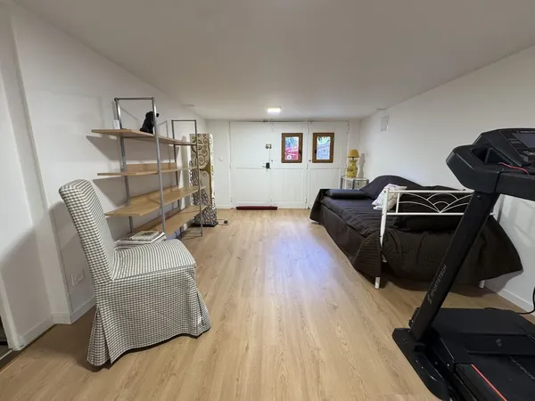 Appartement proche Gare meublé .