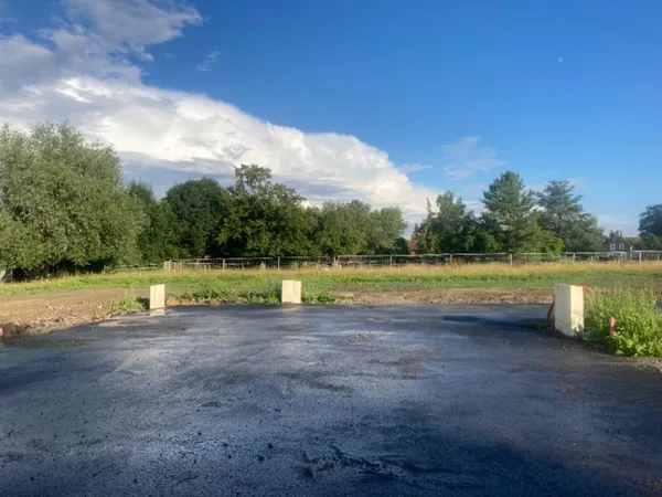 Terrain 453 m²