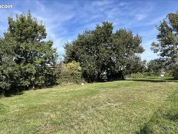 Terrain 700 m² Seysses