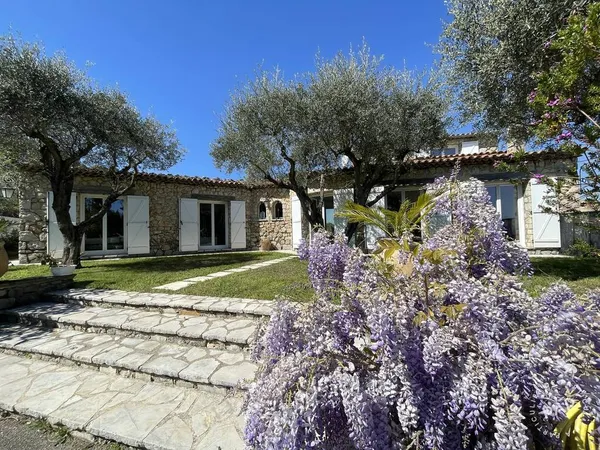 Maison 6 pièces 180 m²