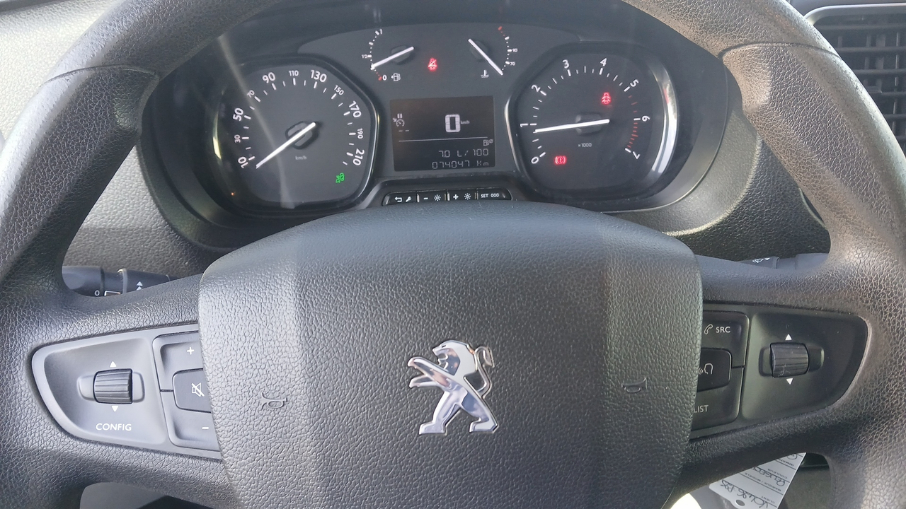 Peugeot EXPERT FGN TOLE STANDARD 1.5 BLUEHDI 120 S&amp;S BVM6 — photo 10