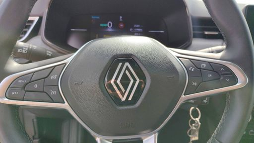 Renault Clio 1.6 E-Tech 140 Hybride BVA6 - Evolution – 2024 – 27580 km – Hybride essence – Boîte Automatique — photo 7