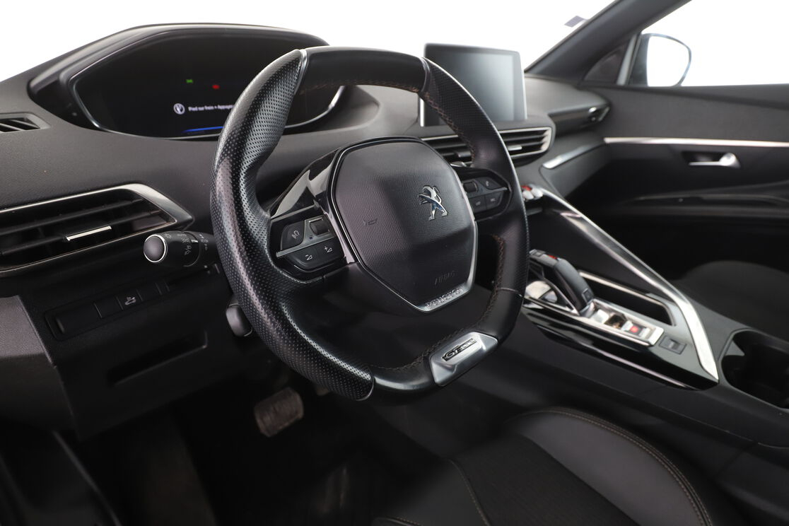Peugeot 5008 1.5 Blue-HDi GT Line EAT8 — photo 10