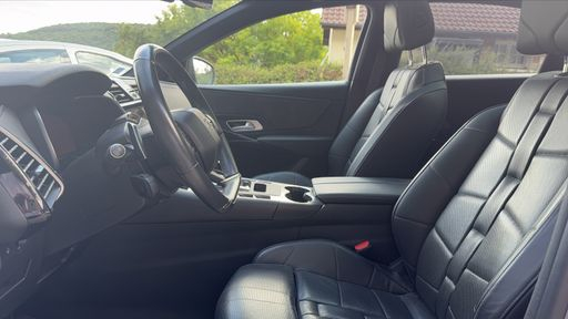 DS DS7 Crossback 1.6 E-Tense 300 Hybrid 4X4 EAT8 - Rivoli – 2022 – 55678 km – Hybride rechargeable – Boîte Automatique — photo 11
