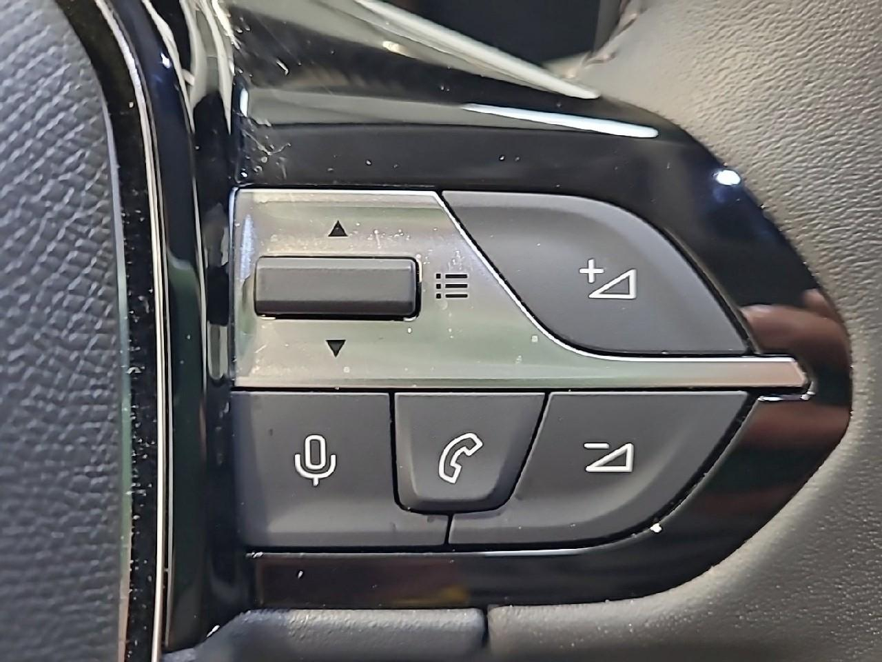 Peugeot 308 hybrid 145 e-dcs6 allure — photo 22