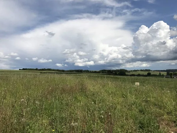 Terrain 2419 m²