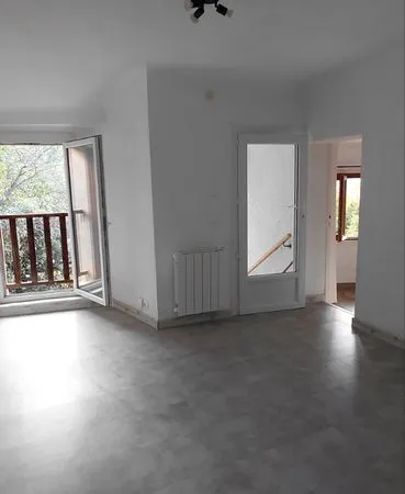 Location T2 fuveau