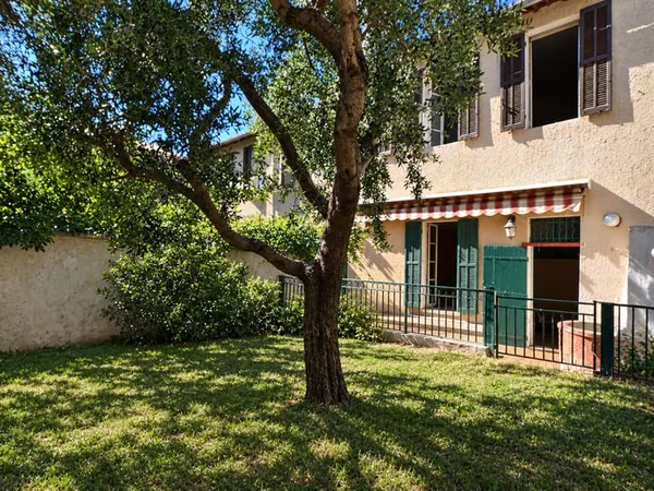 MAISON DE VILLE SAINT BARNABE CENTRE