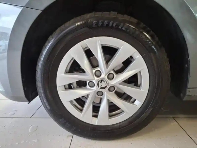 Skoda Fabia 1.0 tsi 95ch ambition — photo 5